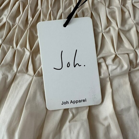 Joh Wilder Top Oversized Smocked Blouse in Cream -XS - Picture 7 of 9